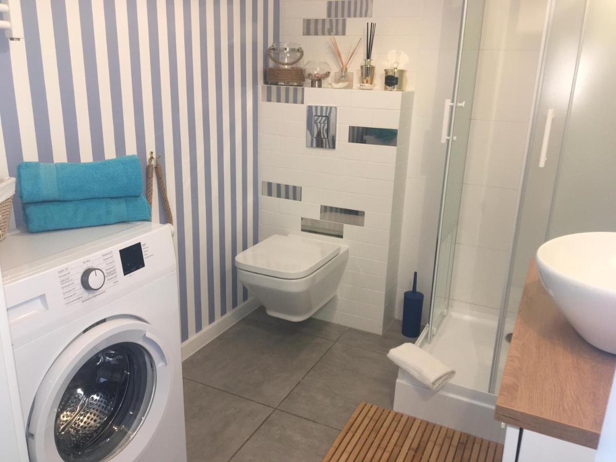Apartament Marine Holiday Elblag - Winda -Parking W Hali Garazowej -Gratis -Business Stays Экстерьер фото
